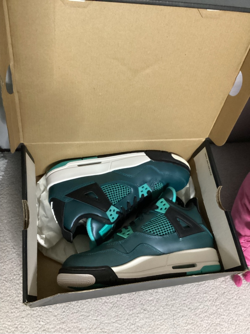 Air Jordan Teal & Black Retro Basketball Sneakers W size 7.5 NIB 6Y